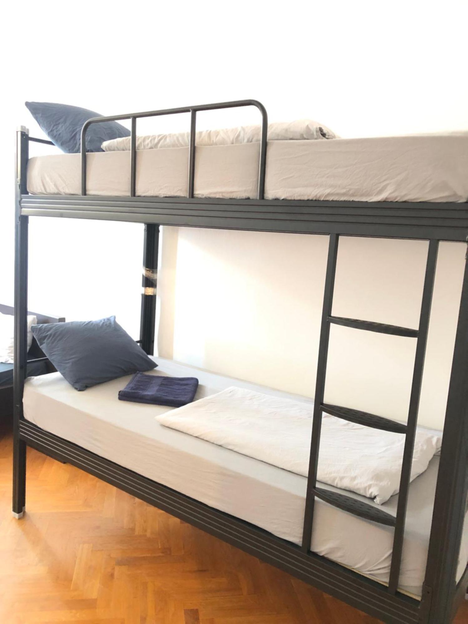 זאגרב Bishnu Hostel מראה חיצוני תמונה